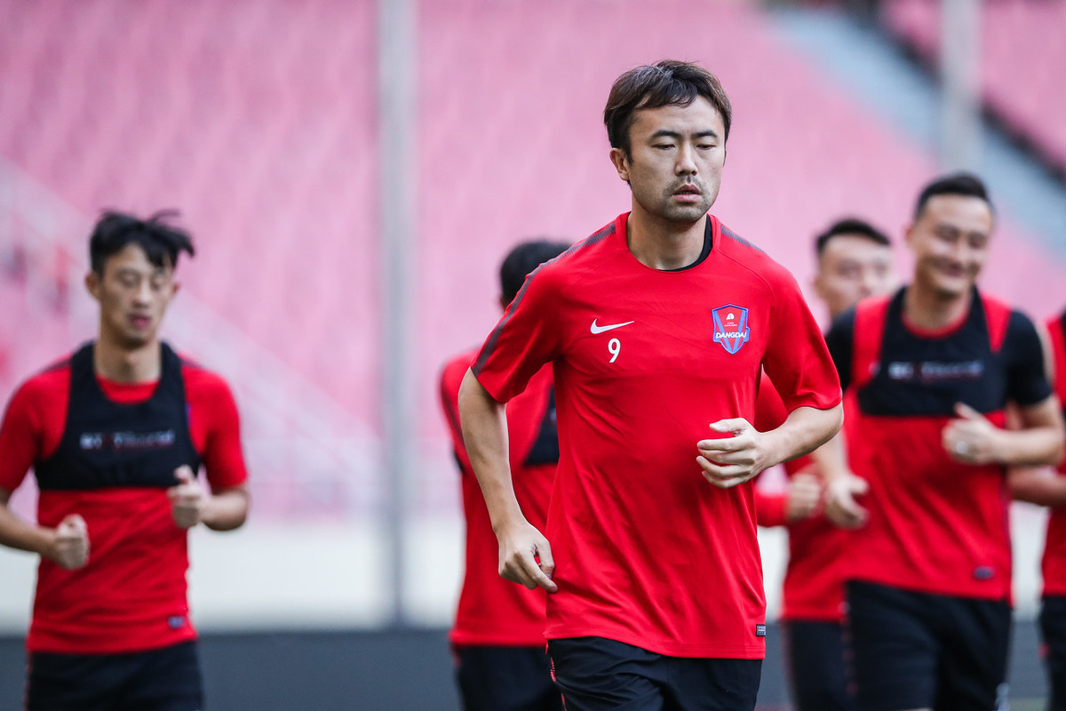 谢菲联客场平局，继续稳健表现