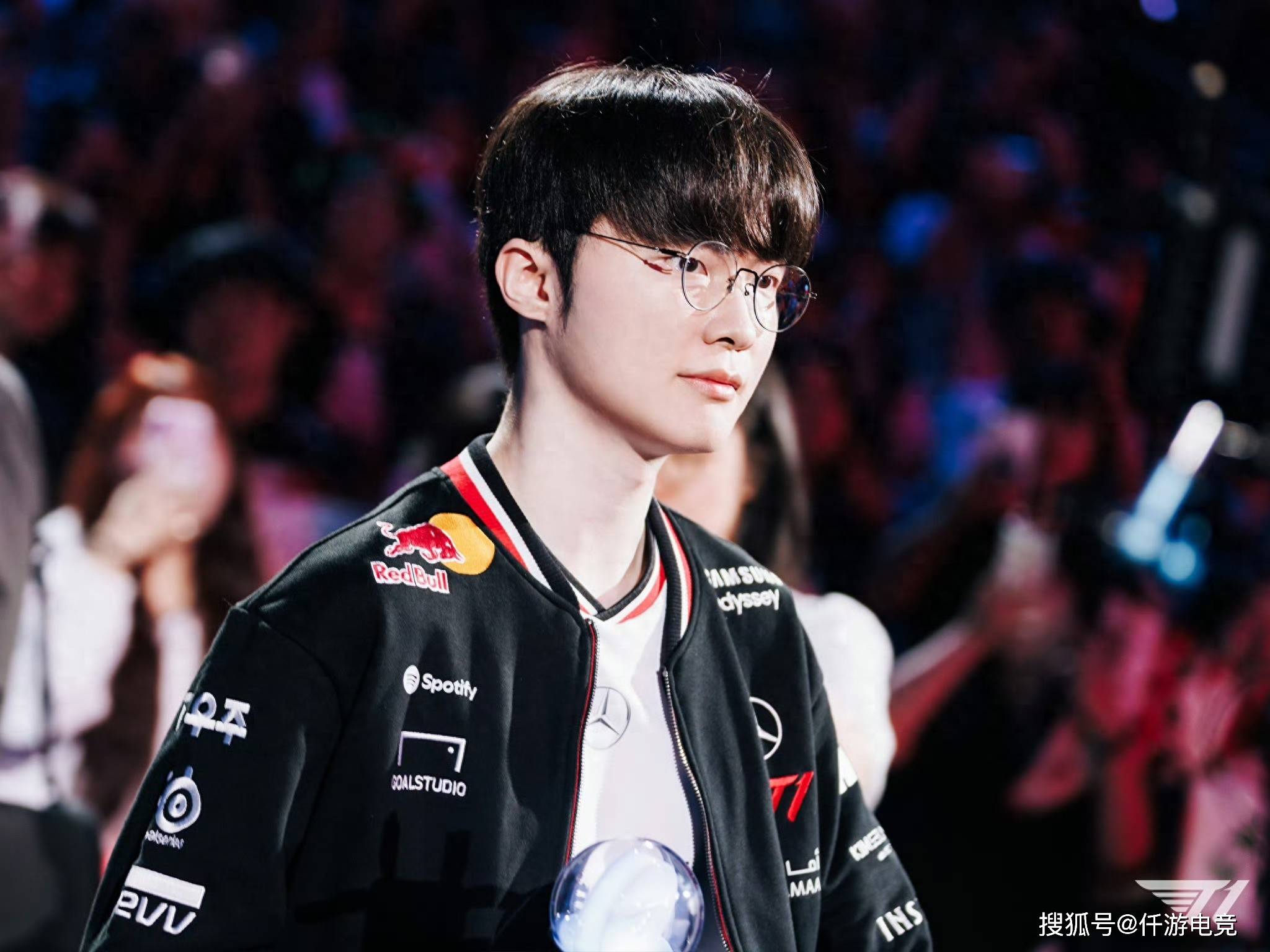 关于JDG险胜DRX，Faker线上压制力十足强强对话全球总决赛，锁定晋级资格的信息