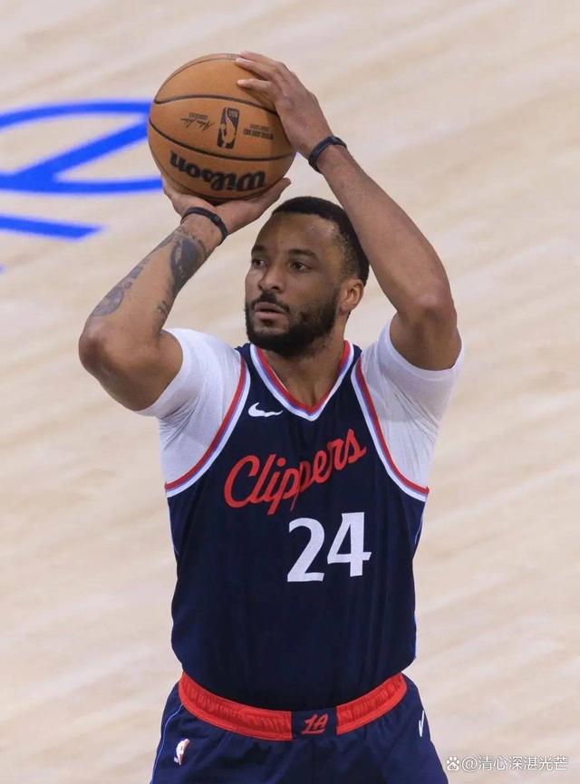 紧随其后！爵士击败快船，晋级火箭成疾败