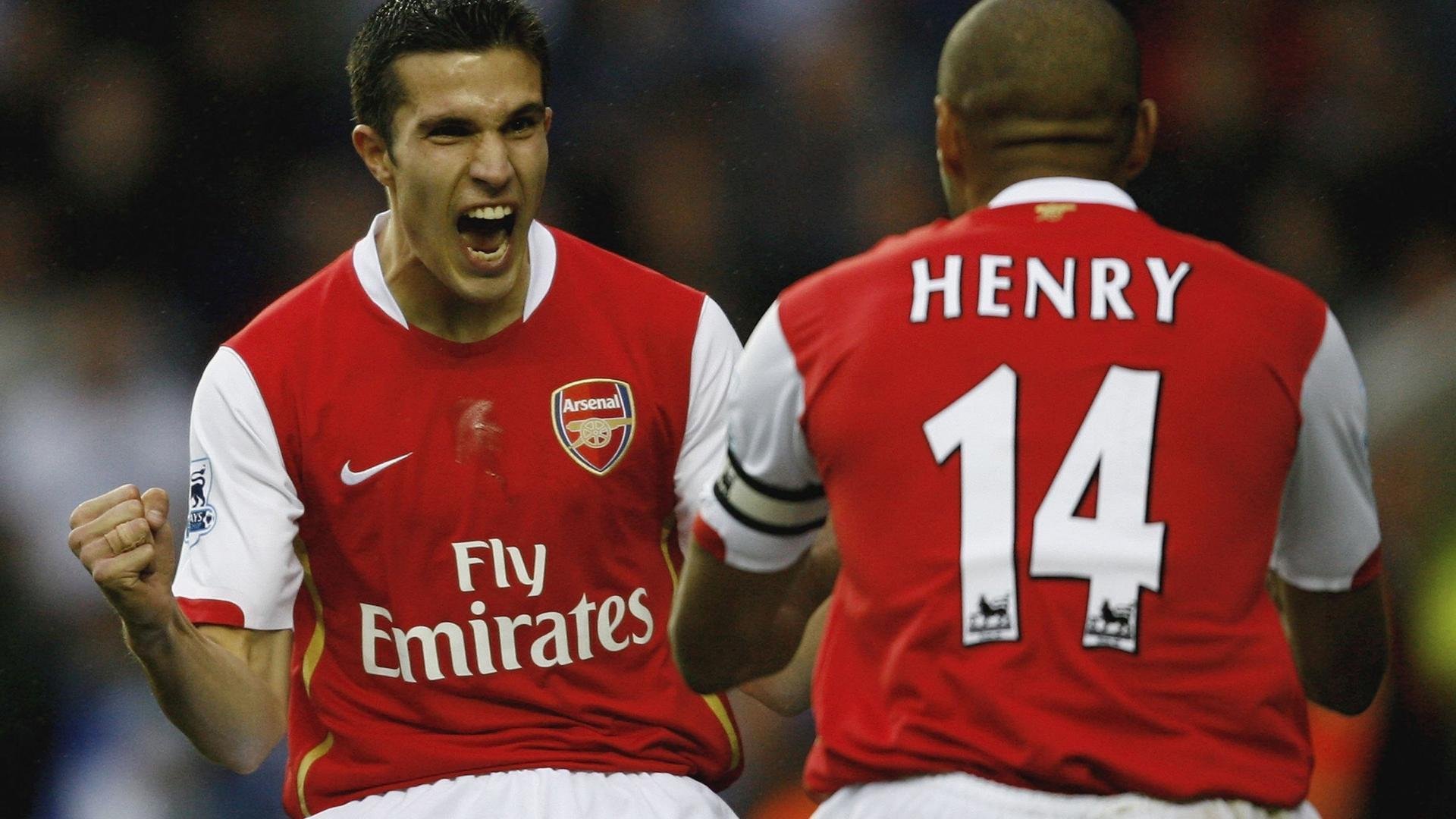 无解!戈麦斯3分钟2球屠城,70米狂奔让死敌绝望—德冠战夜诞生新神迹